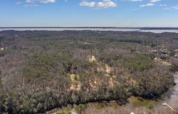8 Irvington Road, WHITE STONE, VA 22578
