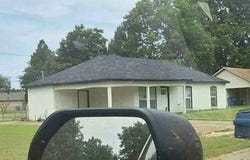 802 N 14th St, West Memphis, AR 72301