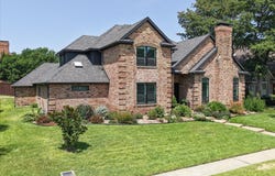 2121 Clearspring Drive S, Irving, TX 75063