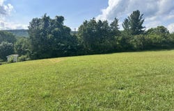 Grandview Lane, Jacksboro, TN 37757