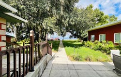 1209 Lakeview Dr, Sebring, FL 33870