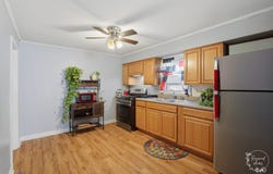 1556 S 4th Avenue, Kankakee, IL 60901
