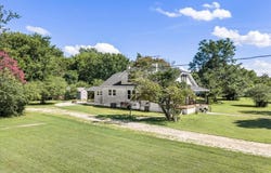 661 N Main St., Brodnax, VA 23920