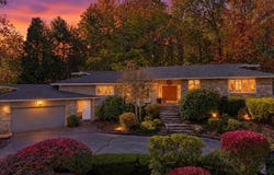 31 Hancock Hill Dr, Worcester, MA 01609