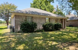 2401 Cortland Circle, Rowlett, TX 75088