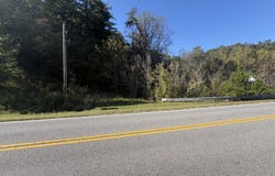 Yellow Mountain Rd, Roanoke, VA 24014