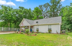 2880 Aplin Road, Crestview, FL 32539