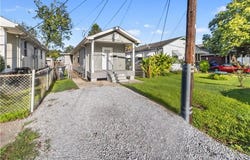 1237 CASA CALVO Street, New Orleans, LA 70114