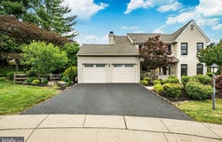 105 GRACE Lane, ASTON, PA 19014