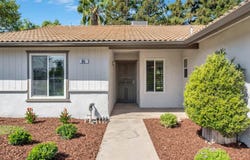 94 N Baron, Clovis, CA 93612