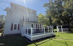 136 OLD Road, Montgomery, PA 17752