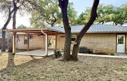 170 White Lane, Beeville, TX 78102