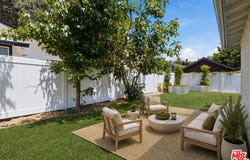 1832 N Summit Avenue, Pasadena, CA 91103