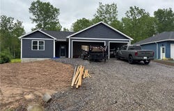 46 Fieldcrest Drive, Corfu, NY 14036