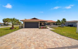 5016 DORY Drive, NEW PORT RICHEY, FL 34652