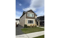113 E Sandmyrtle Ave, Hayden, ID 83835