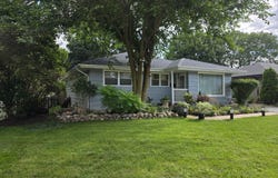 605 E Maple Avenue, Mundelein, IL 60060