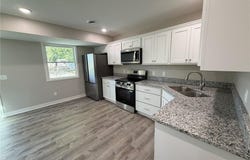 917 W Valley Street, St Joseph, MO 64504