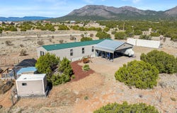 78 Drake Road, Edgewood, NM 87015