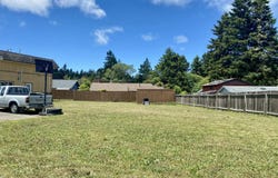 Walnut Drive, Cutten, CA 95503