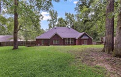 901 Greenbrair, Carthage, TX 75633