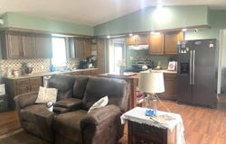 1048 S 5th Ave, Broken Bow, NE 68822