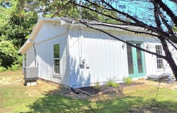 27 Spice St, Picayune, MS 39466