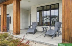 18222 Locust Street, Elkhorn, NE 68022