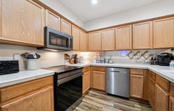 38771 BARLOW Pkwy, Sandy, OR 97055