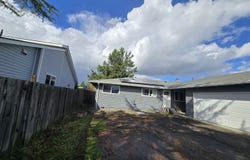 158 ALTURAS Dr, Kelso, WA 98626