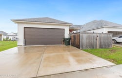 206 Oak Village Drive, Scott, LA 70583