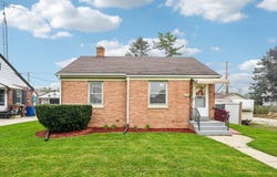 1117 Rode Ave, Racine, WI 53404