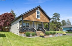 3802 MAPLE Ln, Tillamook, OR 97141