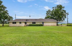 17132 County Road 268, East Bernard, TX 77435