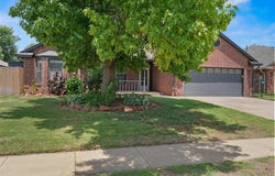 1608 Redtail Hawk, Edmond, OK 73003
