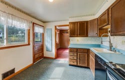 1523 W Memorial Drive, Connersville, IN 47331