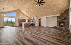 2747 Apollo Circle, Overgaard, AZ 85933