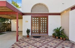 34 FONTAINEBLEAU Drive, New Orleans, LA 70125