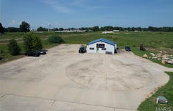 2801 Cheshire Boulevard, Poplar Bluff, MO 63901