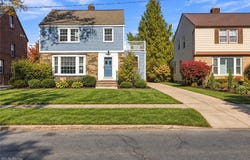 3719 Berkeley Road, Cleveland Heights, OH 44118