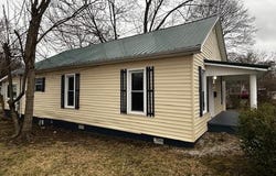 209 Huffaker Avenue, Somerset, KY 42503