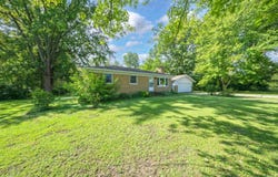 47062 Sugarbush Road, New Baltimore, MI 48047