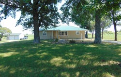 194 NW 221 Road, Clinton, MO 64735