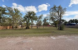 Shady Oaks Drive, Somerville, TX 77879