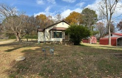 800 Pauline St., Pocahontas, AR 72455