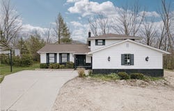 5880 Deepwood Trail, Solon, OH 44139