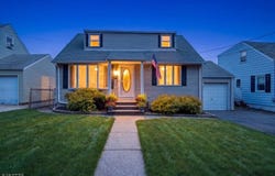 78 Stanley St, Clifton City, NJ 07013-1310