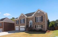 204 BEAVER TRAIL, PELHAM, AL 35124