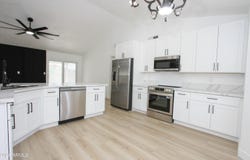 401 E ROCKWOOD Drive, Phoenix, AZ 85024