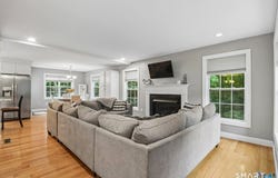 20 Center Street, Windsor, CT 06095